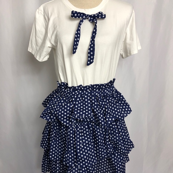 Fun flirty ruffle dress NWT - Picture 2 of 4
